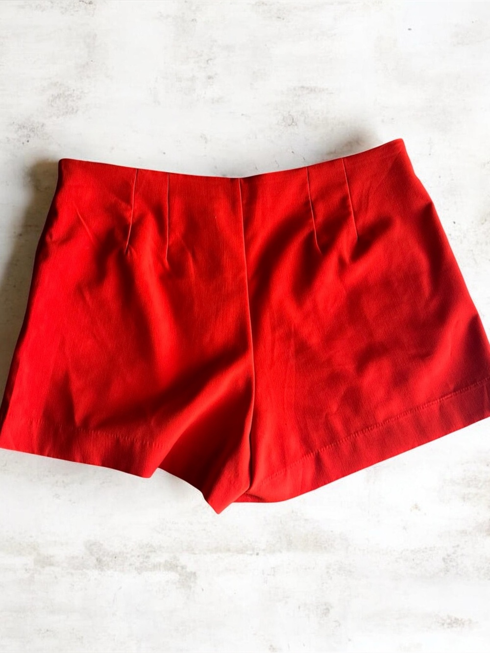 Red High waisted tailored shorts - Picture 4 of 7